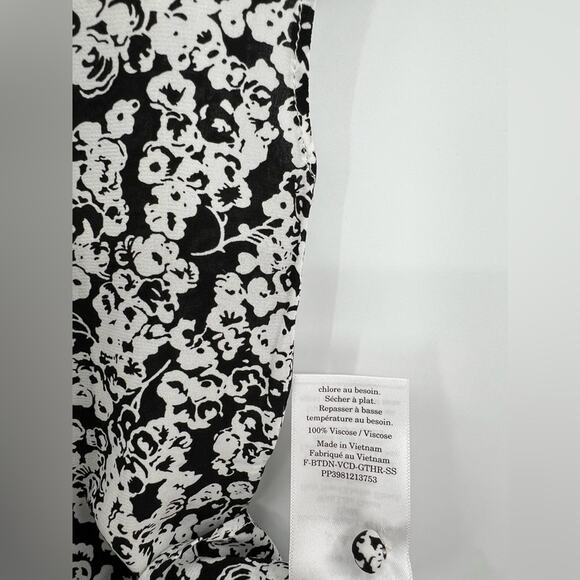 🆕 NWT Everlane The Gathered Neck Top Blouse Floral Flower Capped Sleeve Sz XXS - Picture 16 of 16